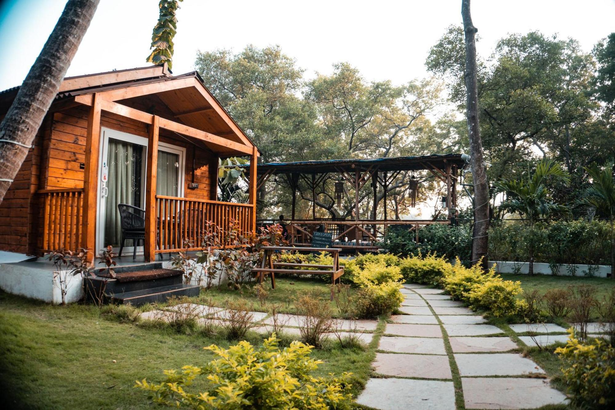 Tranquill Riverside Luxury Cottages With Bathtub, Candolim Zewnętrze zdjęcie